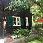 بيت للعطل Alpchalet *